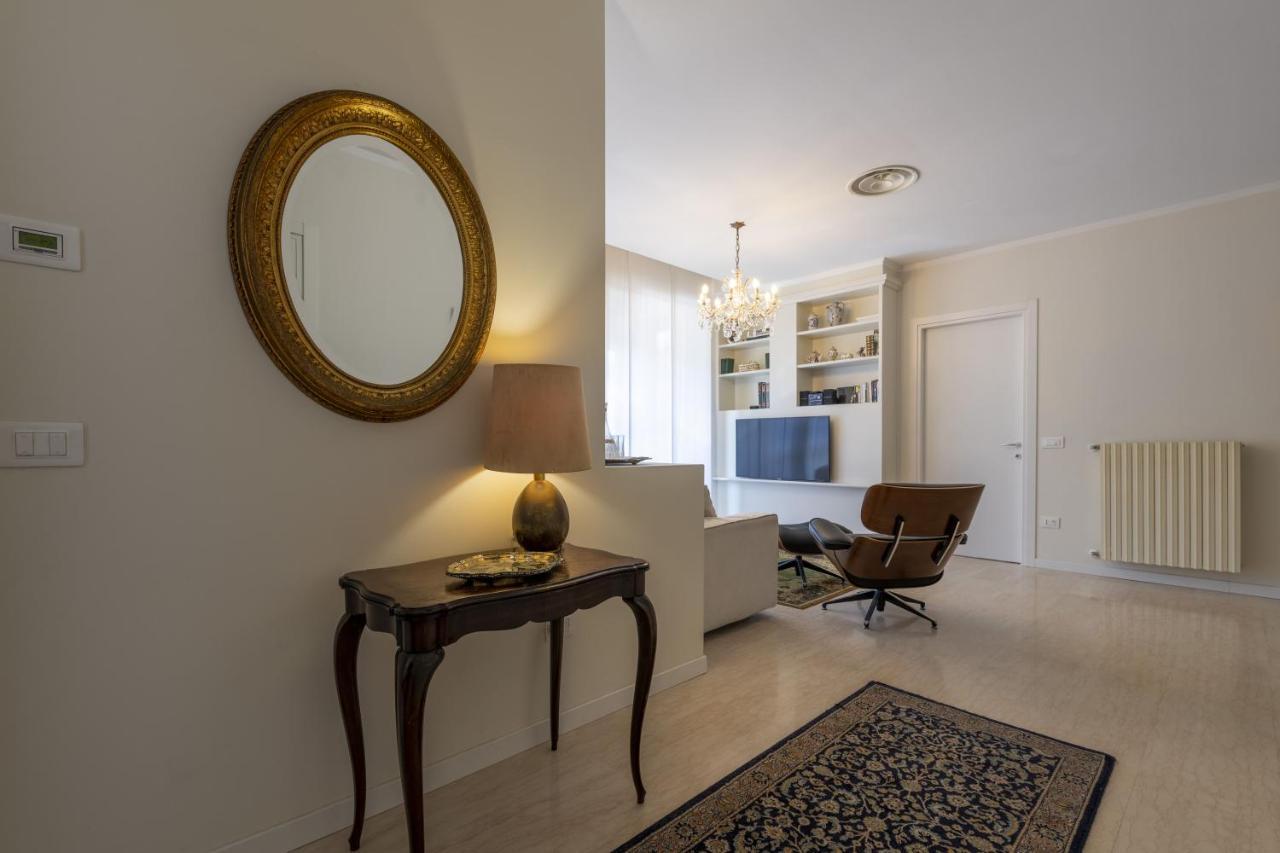 Casa Lazzarini Luxury Apartment Pesaro Exteriör bild