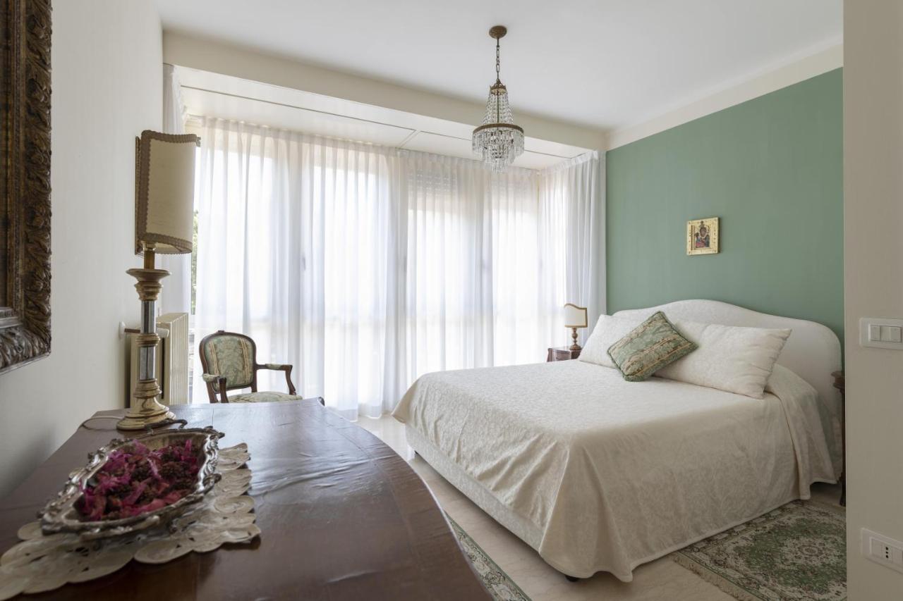 Casa Lazzarini Luxury Apartment Pesaro Exteriör bild