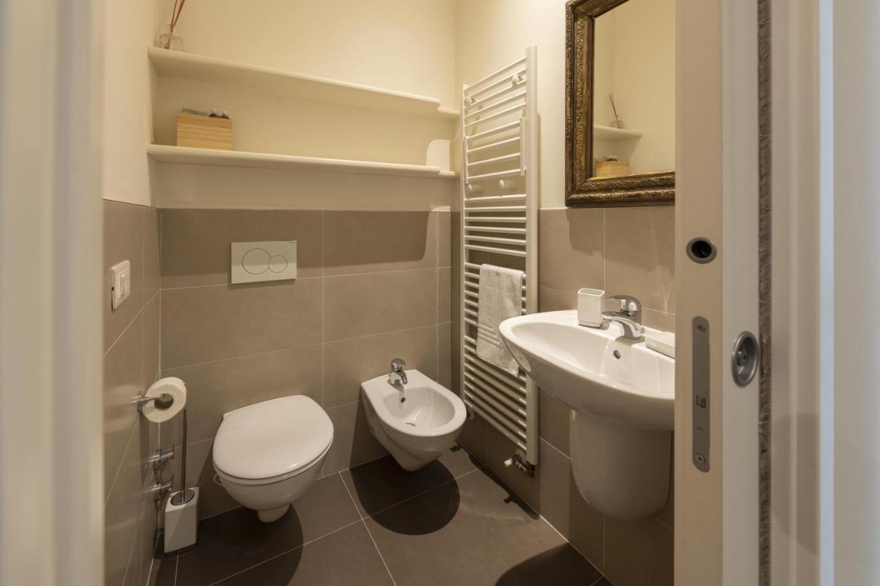 Casa Lazzarini Luxury Apartment Pesaro Exteriör bild